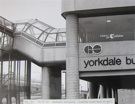 yorkdale station toronto.